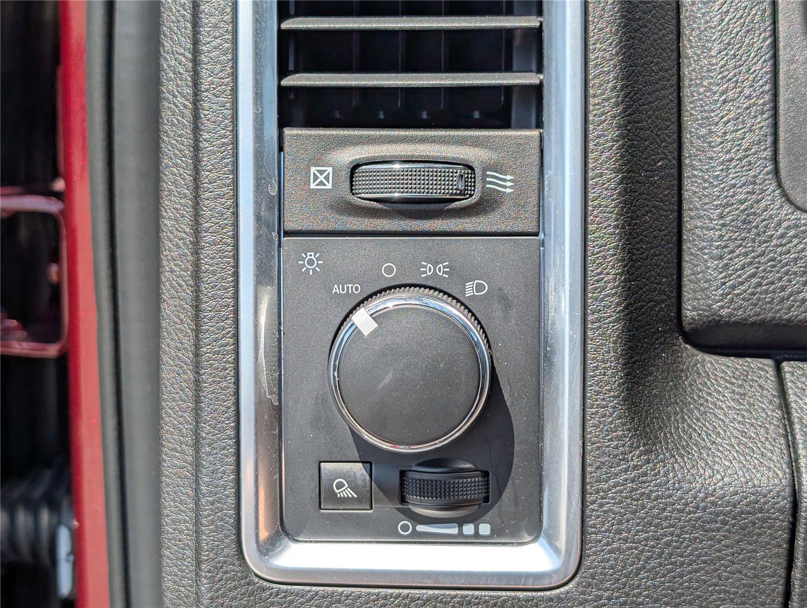 Used 2024 RAM 1500 Classic Warlock AWD/4WD image 18