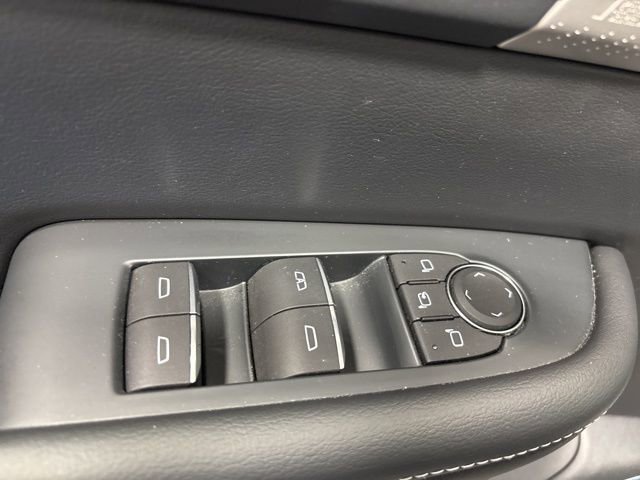 Used 2025 Buick Enclave Avenir w/ Super Cruise Package image 43