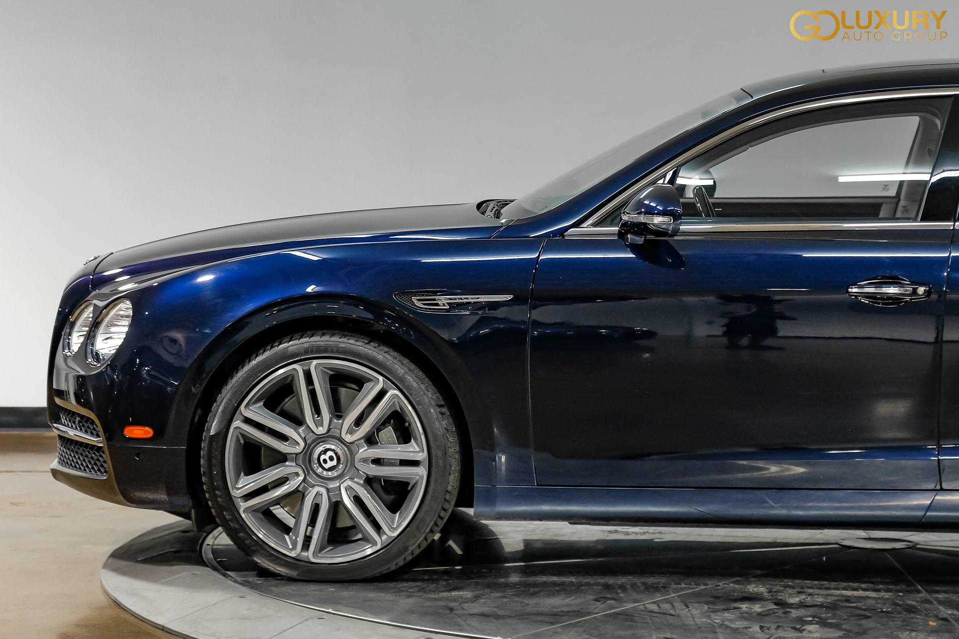 Used 2018 Bentley Flying Spur W12 AWD/4WD image 19