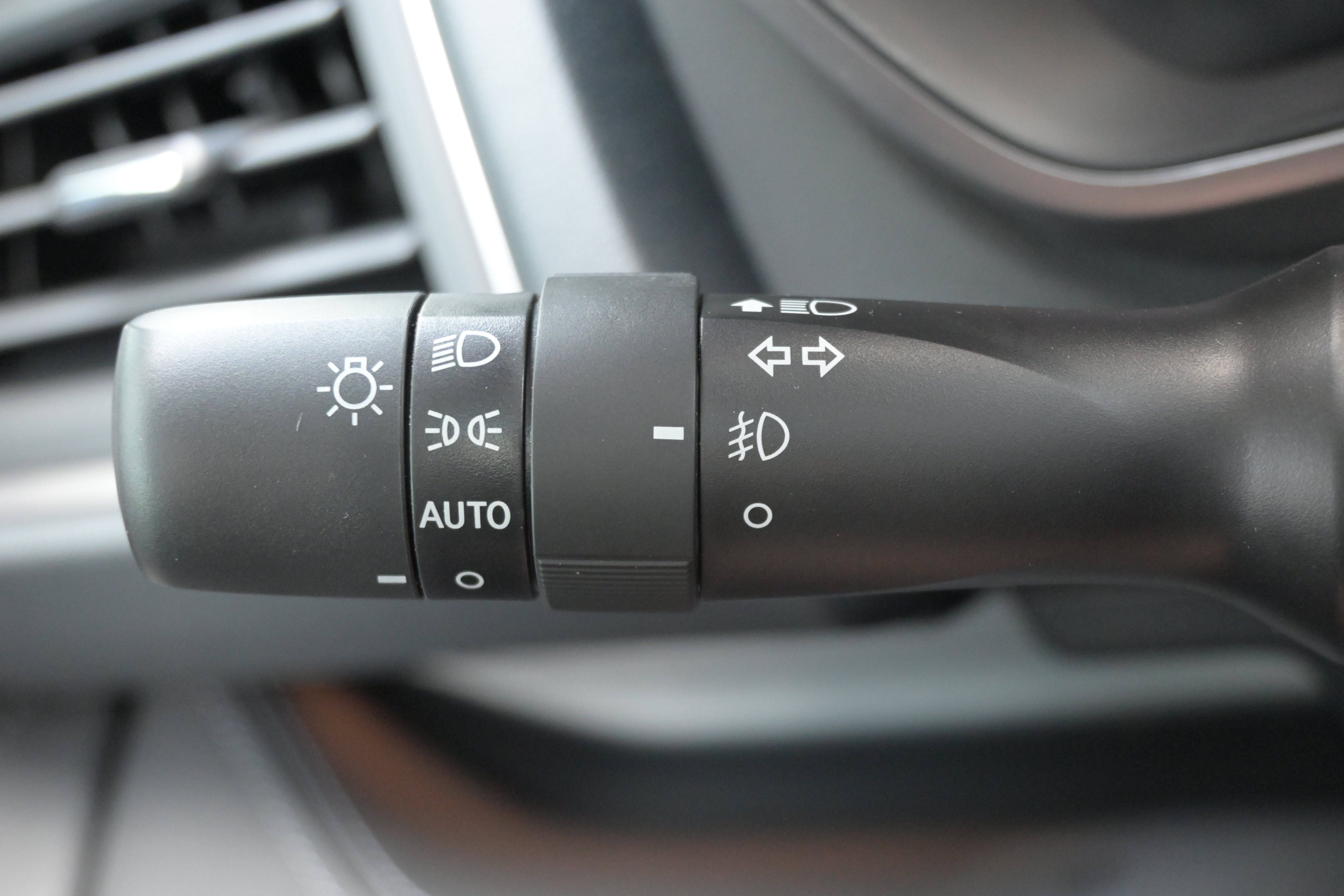Certified 2026 Subaru Ascent Touring AWD/4WD image 29