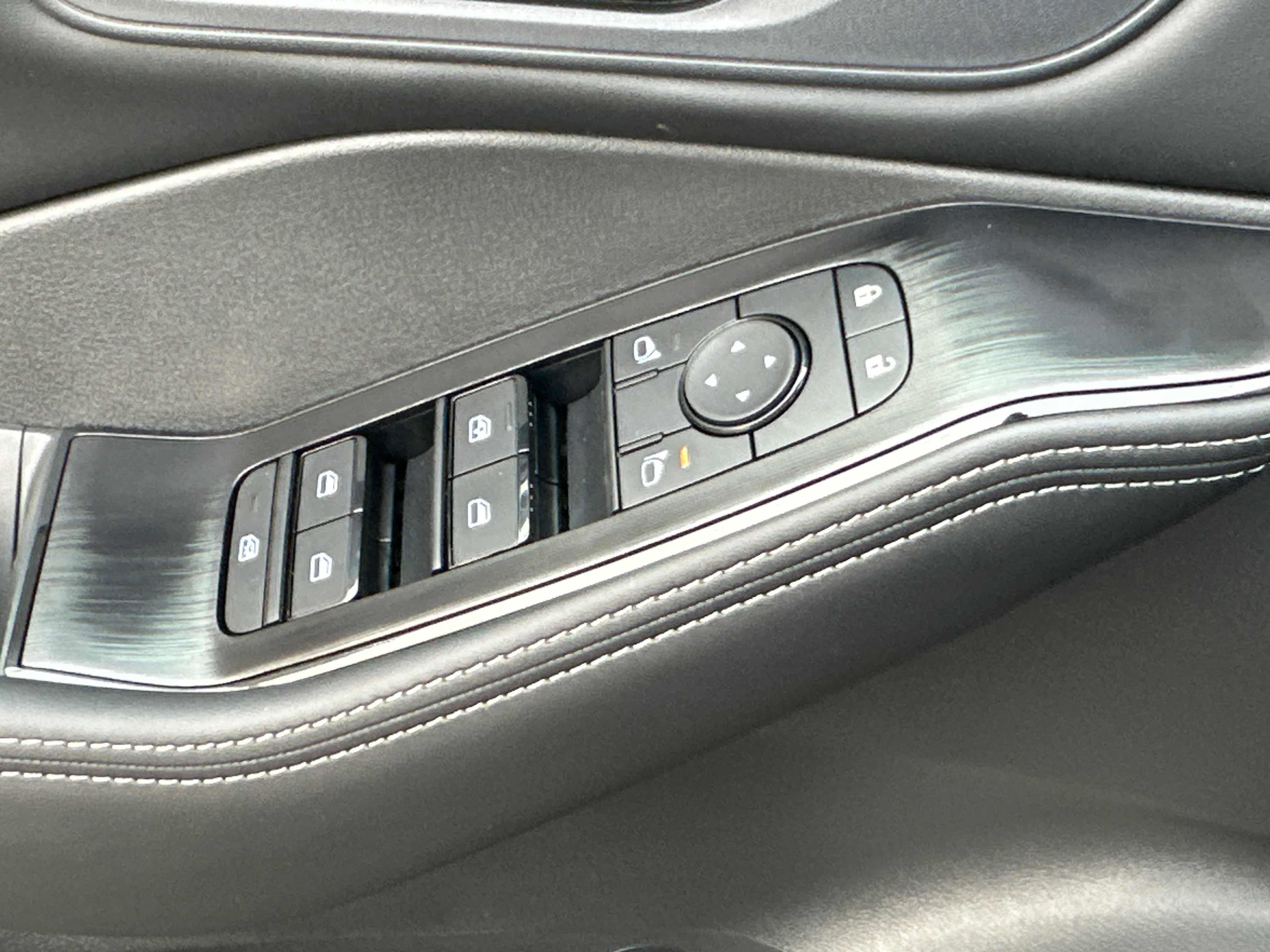 New 2026 Nissan Rogue SV AWD/4WD image 22