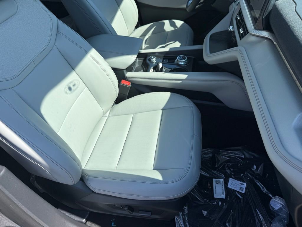 New 2026 Ford Explorer Active AWD/4WD image 56