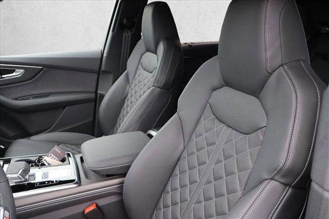 New 2026 Audi SQ7 Premium Plus AWD/4WD image 4