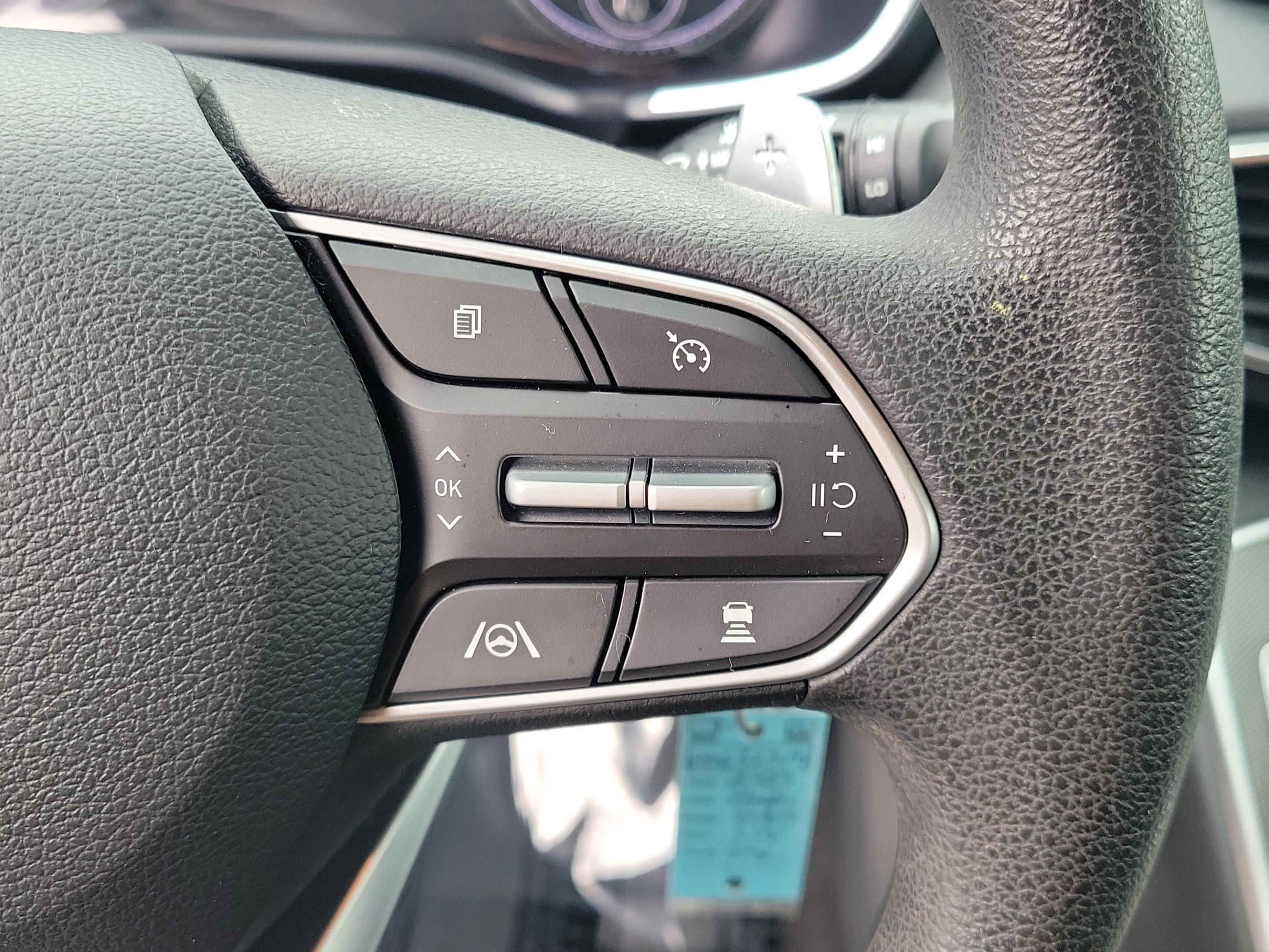 Certified 2023 Hyundai Santa Fe SE image 24