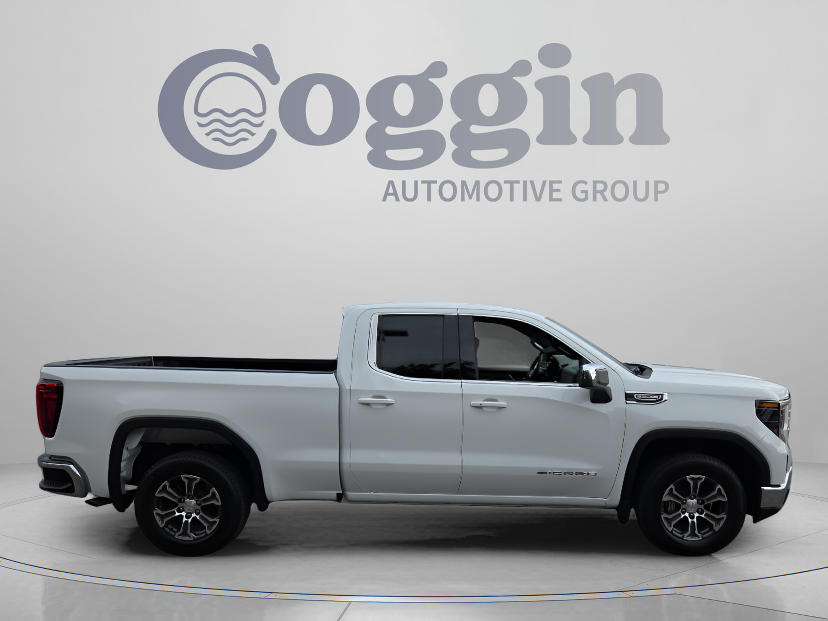 Certified 2026 GMC Sierra 1500 SLE w/ Max Trailering Package RWD image 7