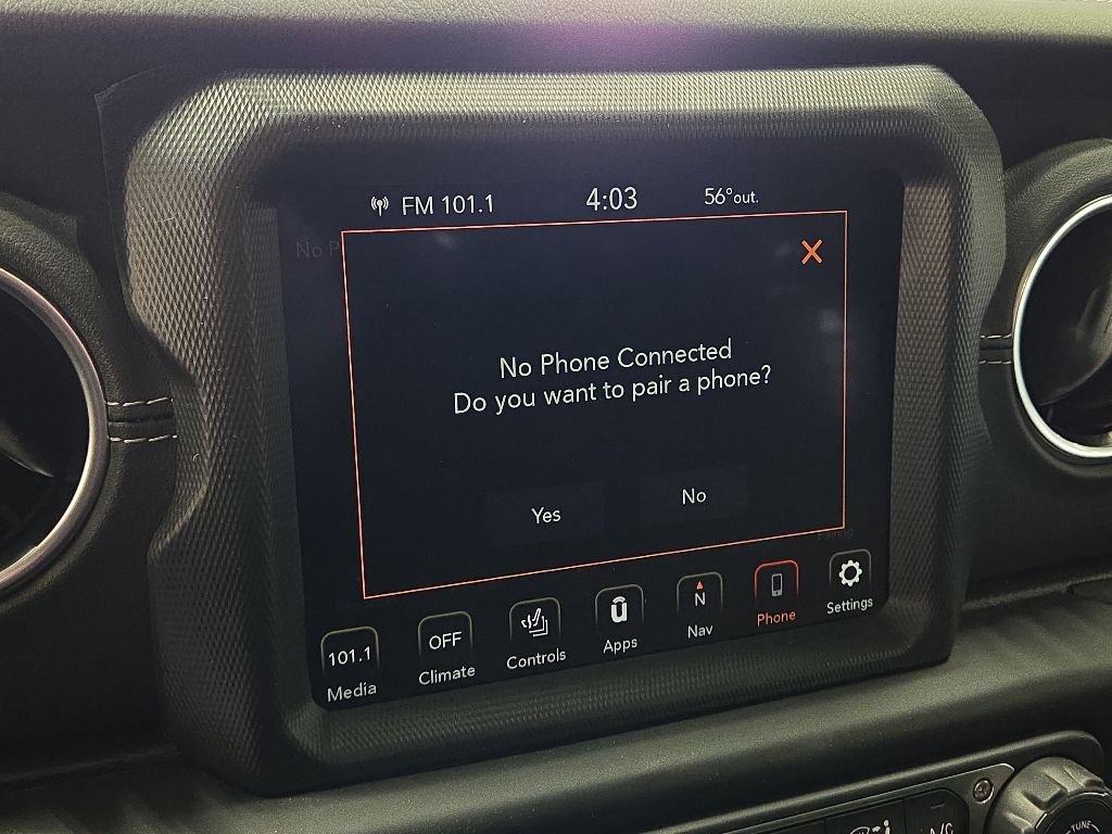 Used 2021 Jeep Gladiator Overland w/ Uconnect 4C Nav & Sound Group AWD/4WD image 19