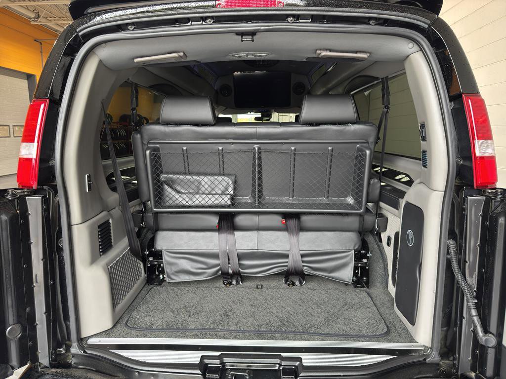 New 2025 GMC Savana 2500 Extended w/ Driver Convenience Package image 24