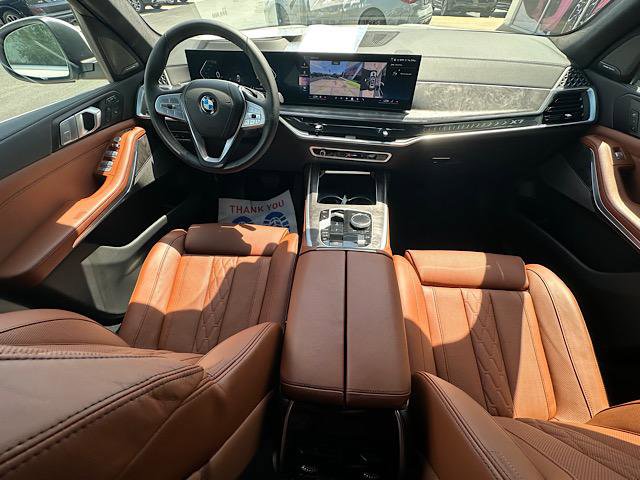 Certified 2026 BMW X7 xDrive40i w/ Premium Package AWD/4WD image 21
