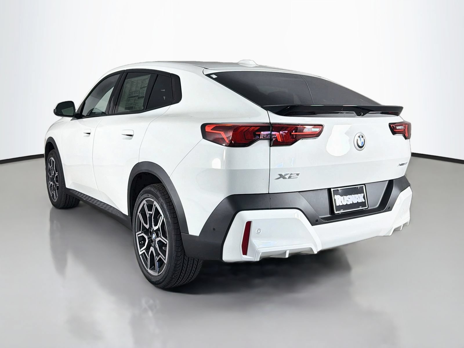 New 2027 BMW X2 xDrive28i AWD/4WD image 5