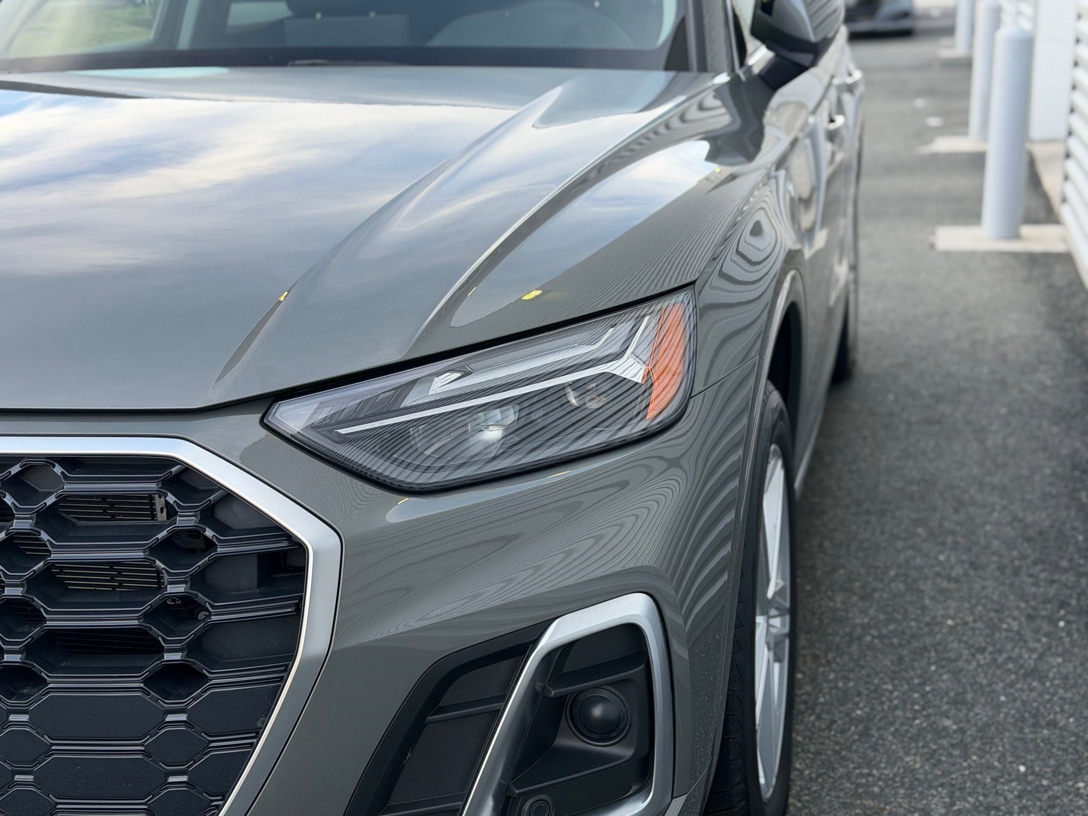 Used 2023 Audi Q5 e Premium Plus w/ Premium Plus Package image 9