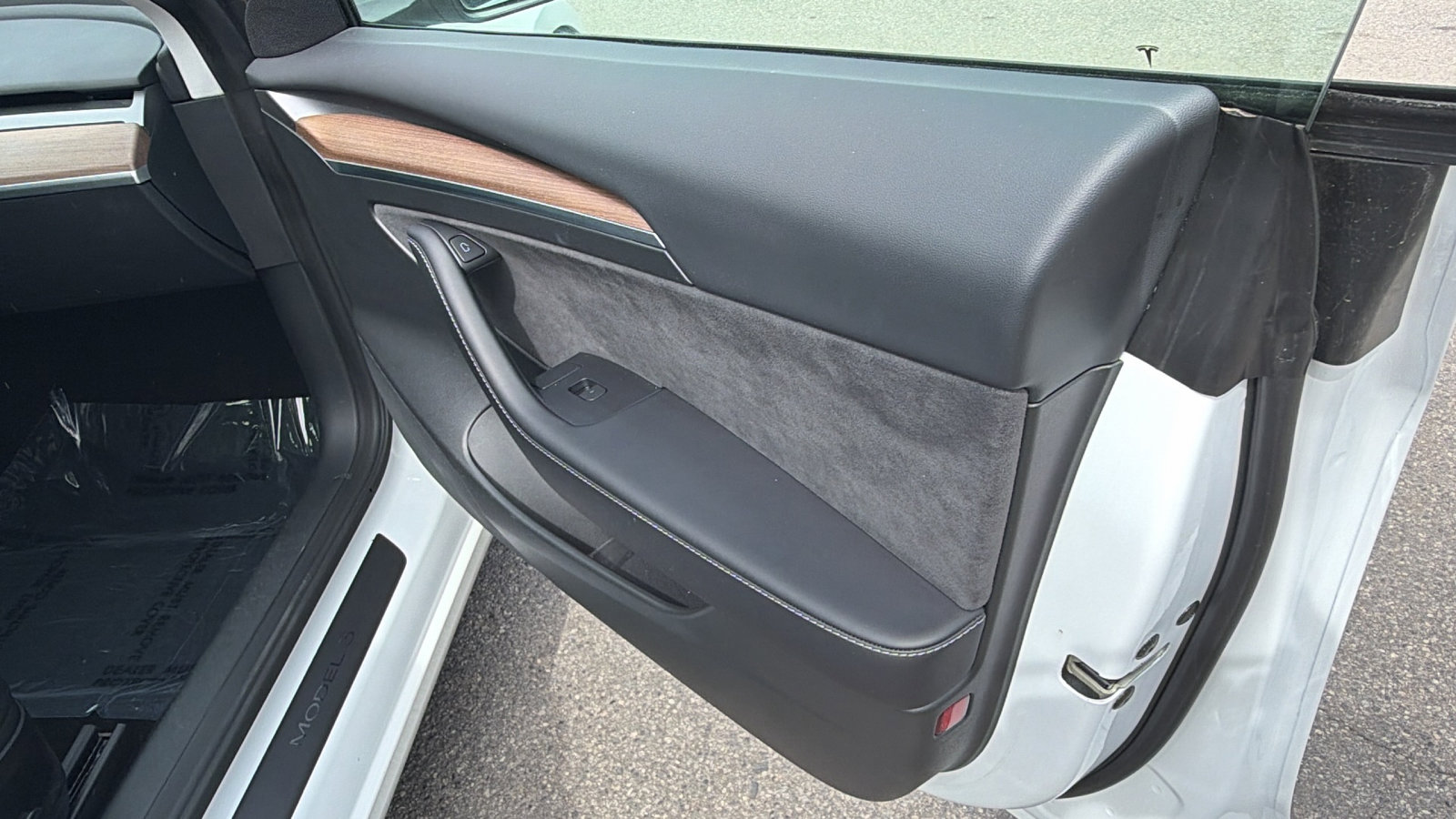 Used 2023 Tesla Model 3 Standard Range RWD image 19