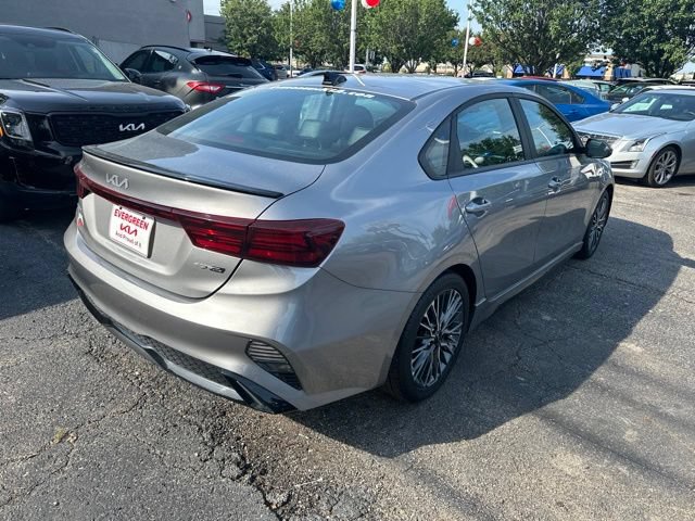 Used 2024 Kia Forte GT-Line w/ GT-Line Premium Package FWD image 4
