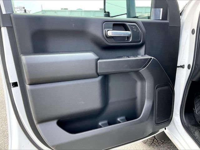 New 2026 Chevrolet Silverado 2500 Custom w/ Custom Value Package AWD/4WD image 23