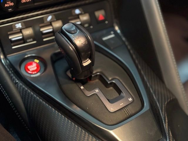 Used 2020 Nissan GT-R Premium image 33