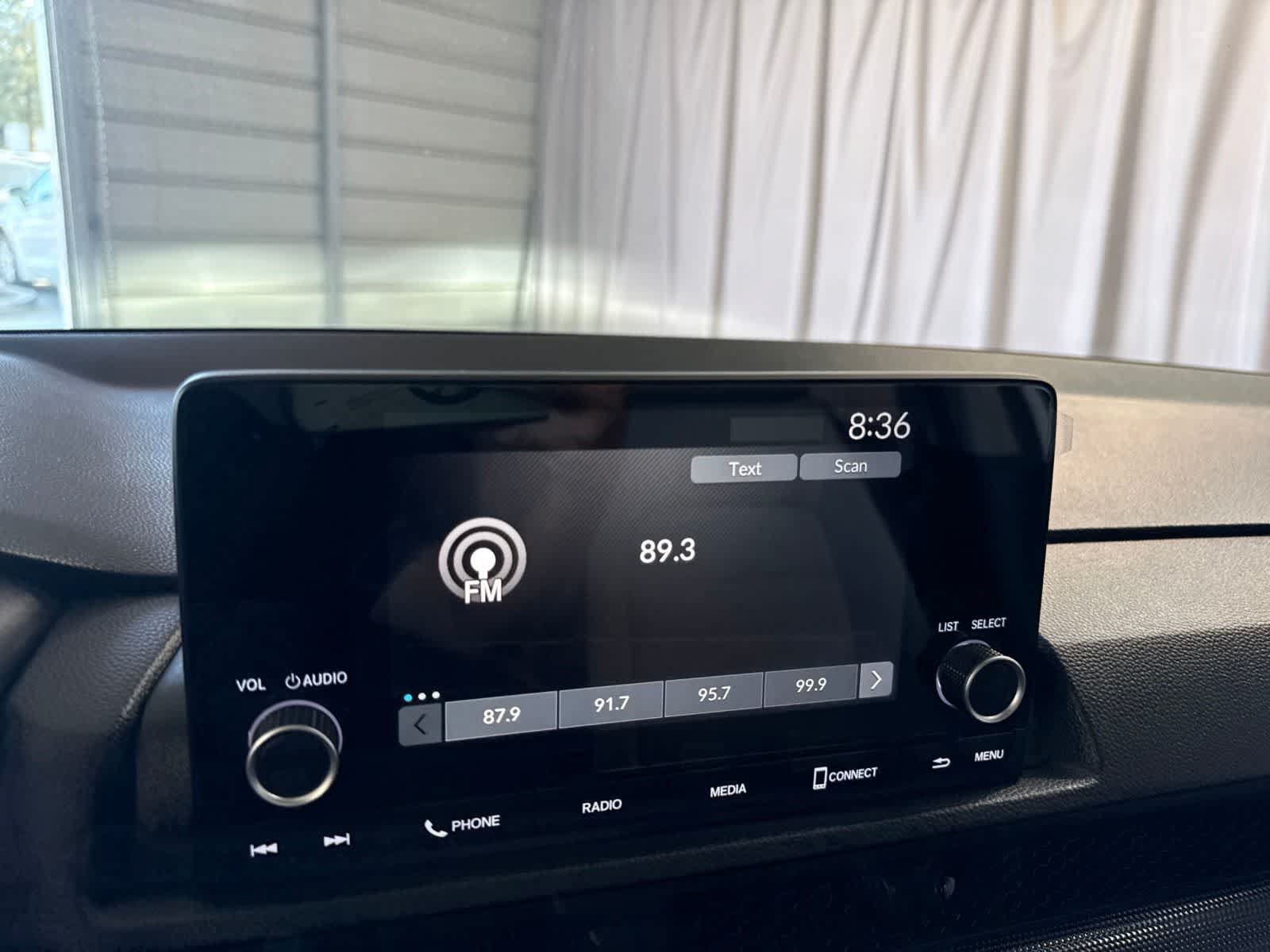 Used 2024 Honda CR-V LX image 23