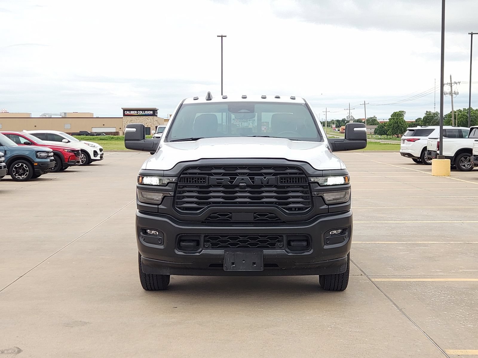 Used 2025 RAM 2500 Tradesman AWD/4WD image 6