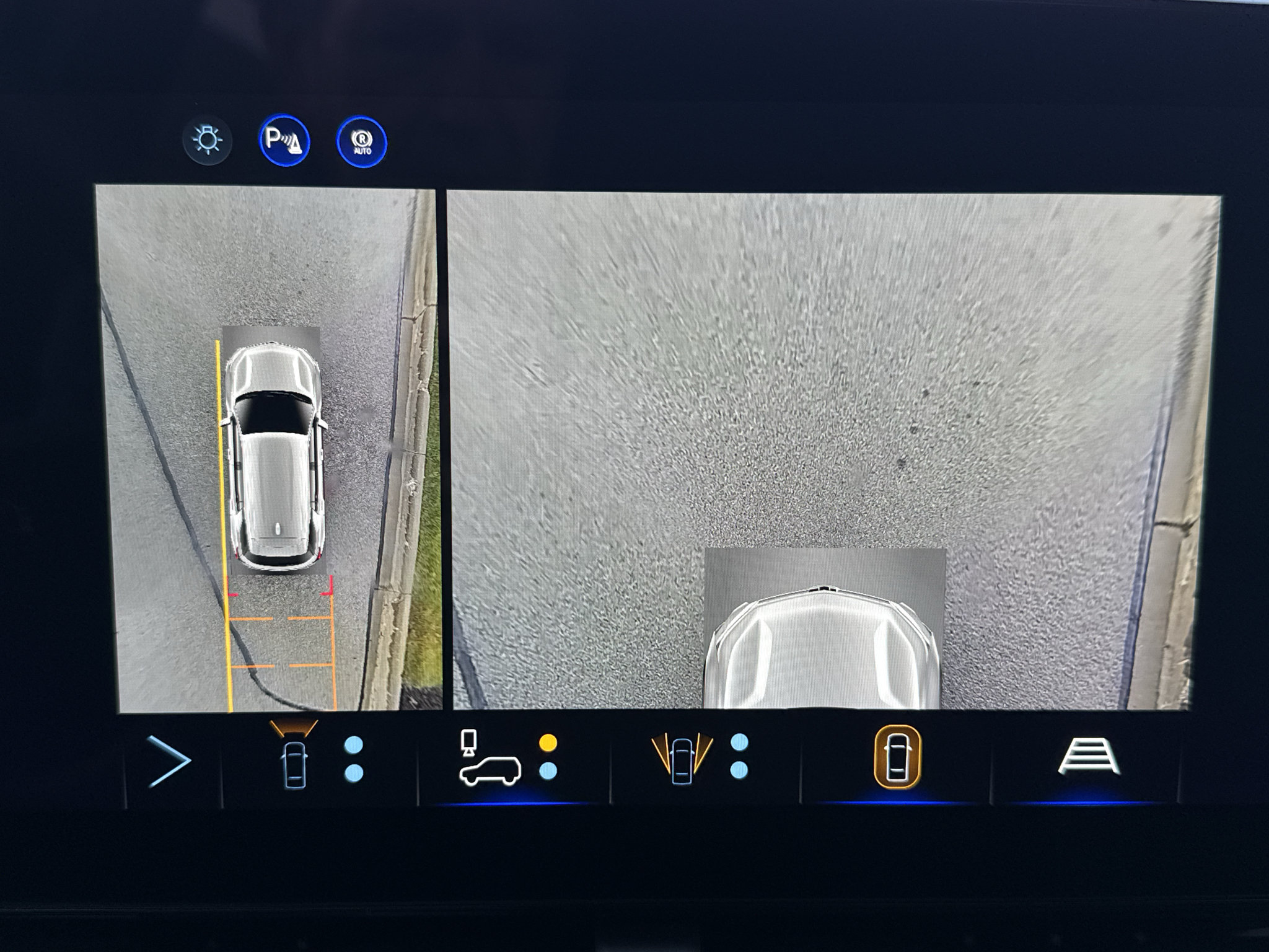 New 2027 Chevrolet Equinox RS w/ Safety and Technology Package AWD/4WD image 30