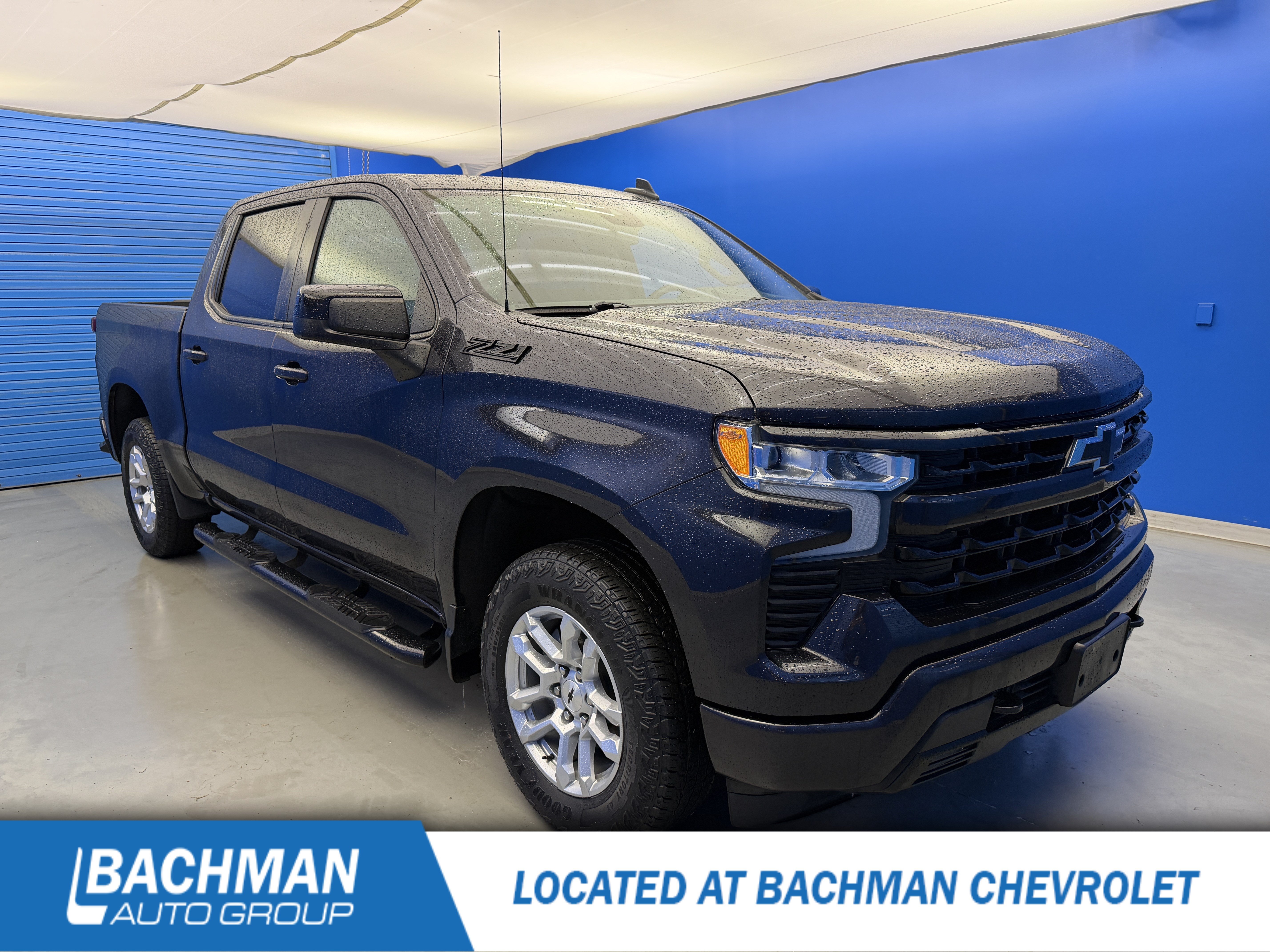 Used 2023 Chevrolet Silverado 1500 RST AWD/4WD image 1