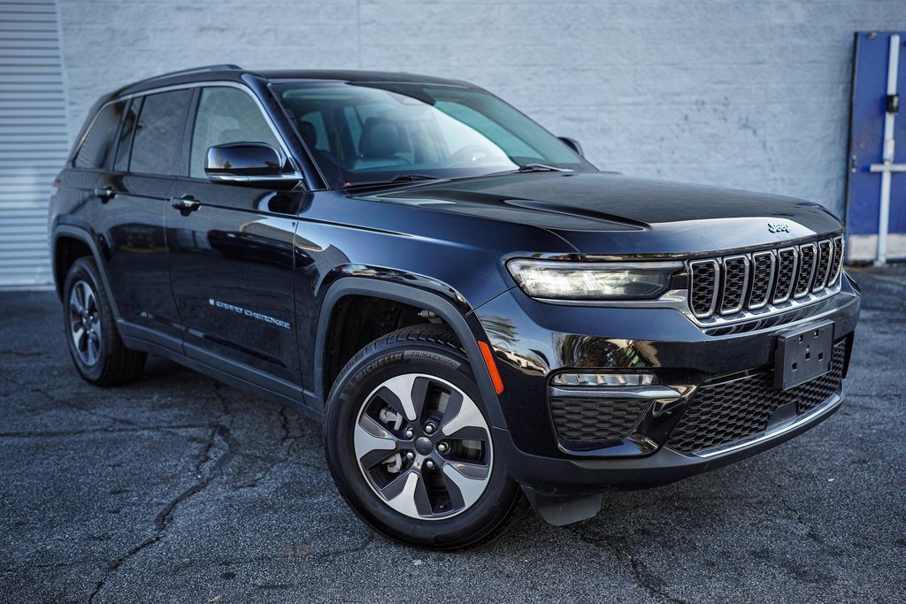 Used 2023 Jeep Grand Cherokee 4WD 4xe image 7