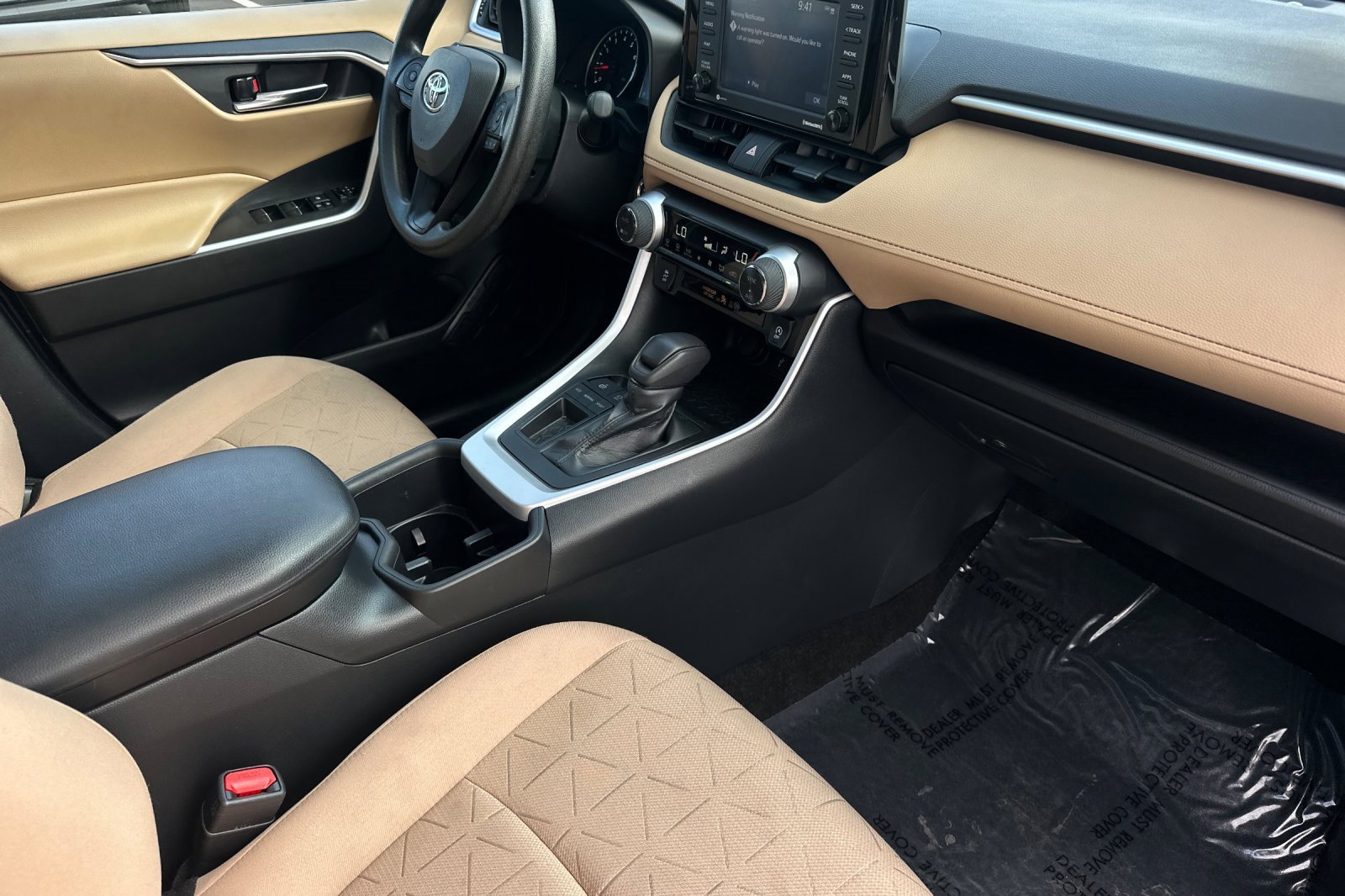 Used 2022 Toyota RAV4 XLE w/ Convenience Package image 20