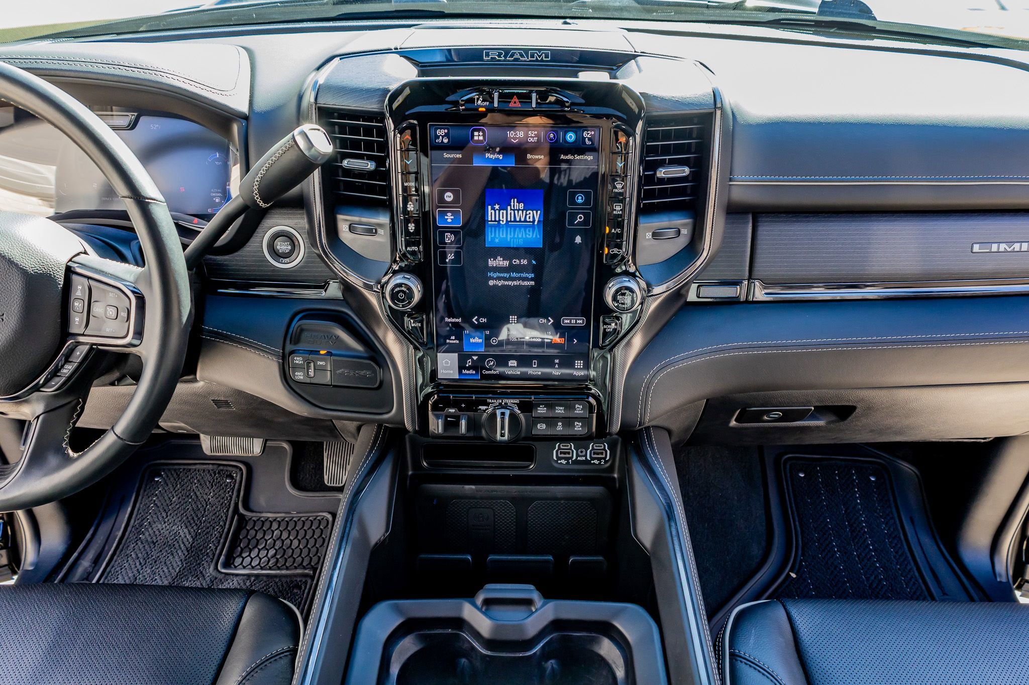 Used 2024 RAM 2500 Limited image 25