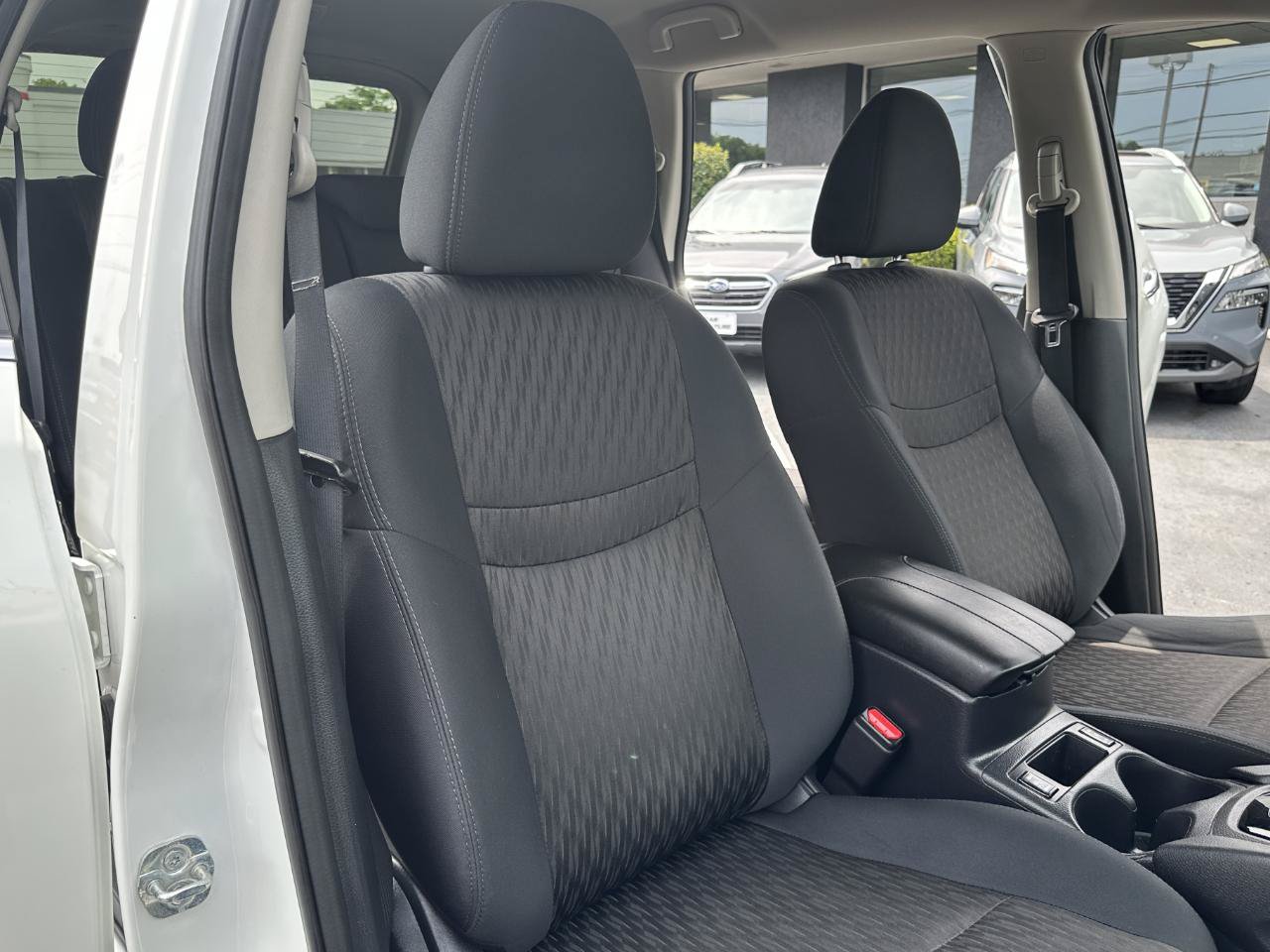 Used 2019 Nissan Rogue S w/ Special Edition Package AWD/4WD image 47