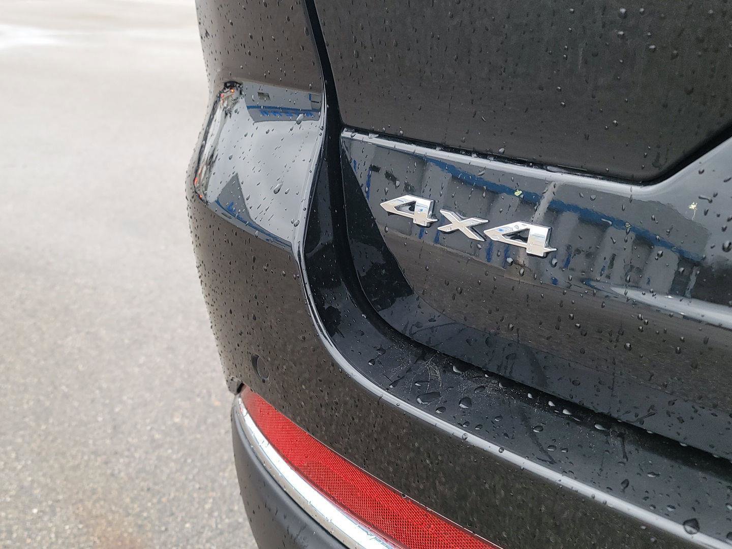 Used 2023 Jeep Grand Cherokee Laredo w/ Luxury Tech Group I image 5