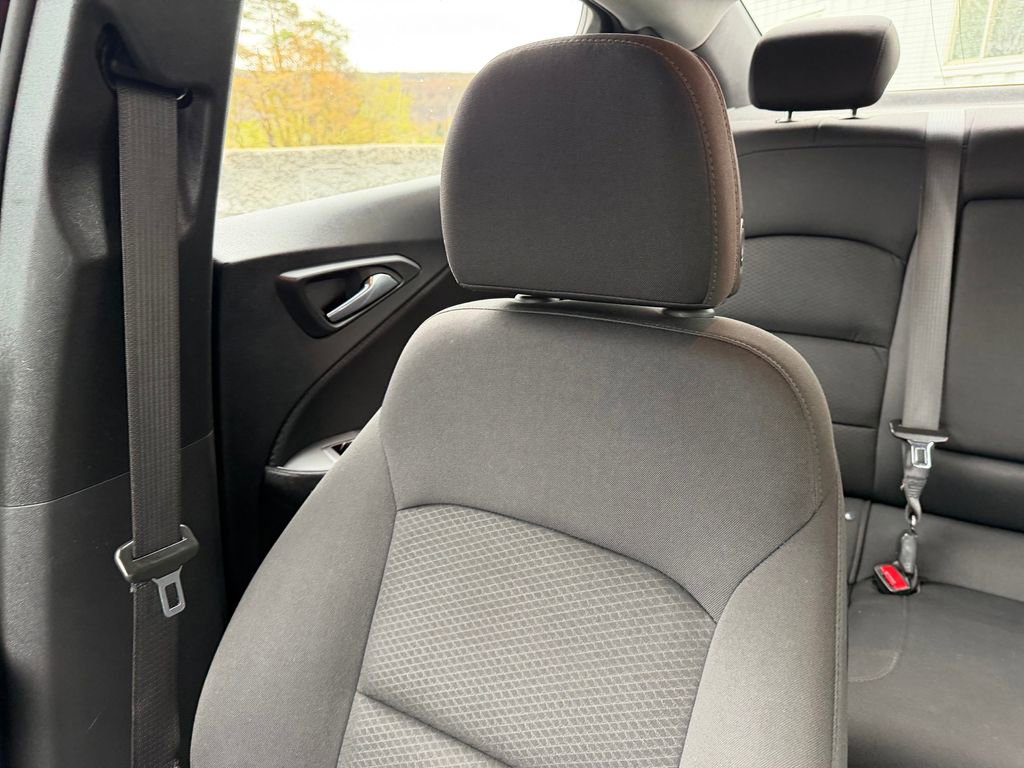 Used 2023 Chevrolet Malibu LT FWD image 21