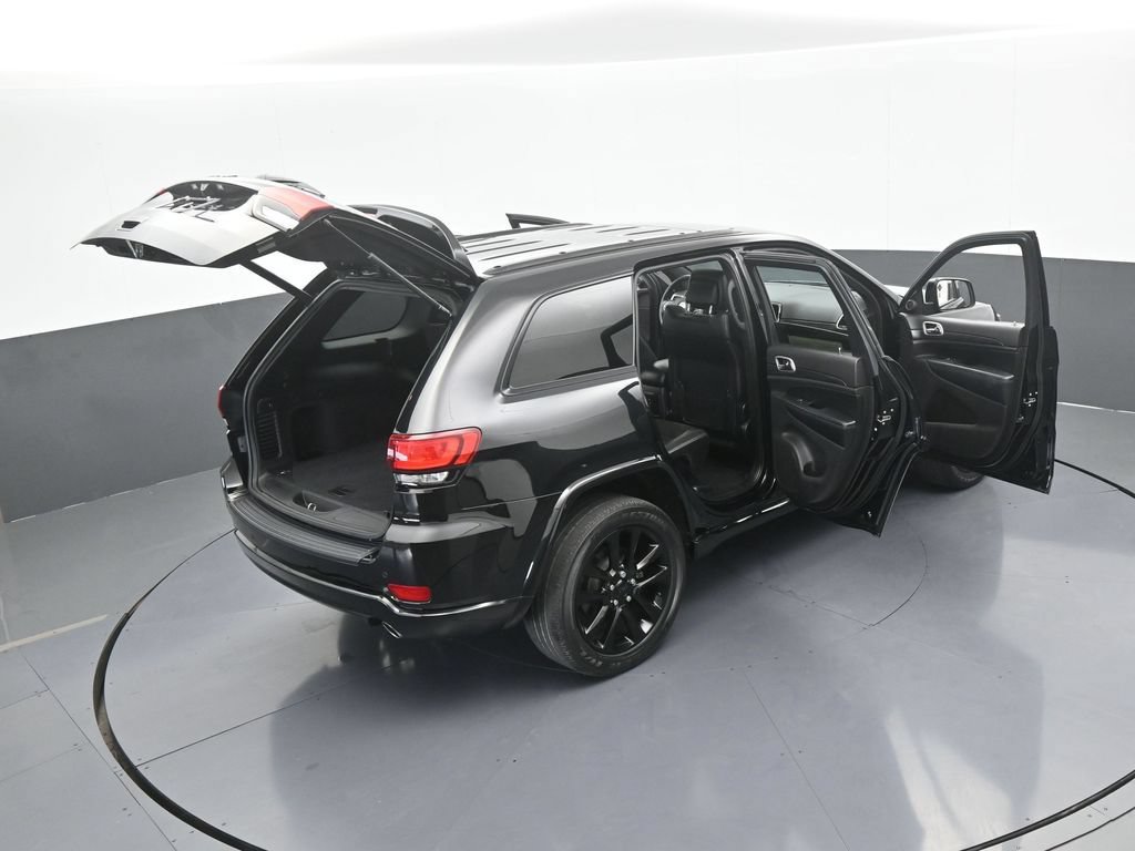 Used 2020 Jeep Grand Cherokee Altitude RWD image 69