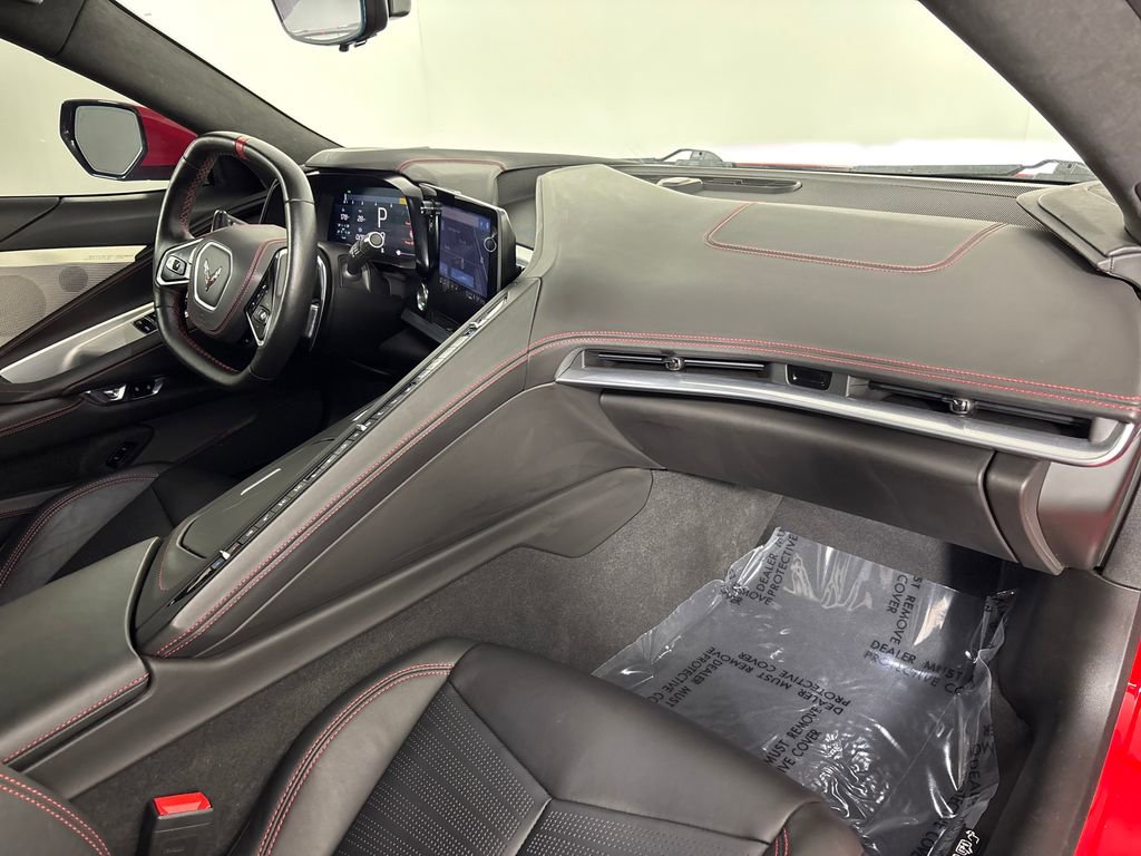 Used 2021 Chevrolet Corvette Stingray Premium Cpe w/ Z51 Performance Package RWD image 27