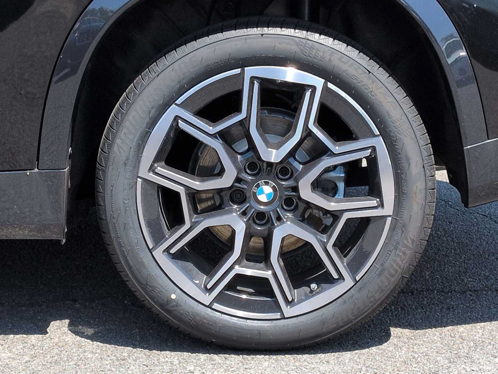 New 2026 BMW X1 xDrive28i w/ Convenience Package AWD/4WD image 14