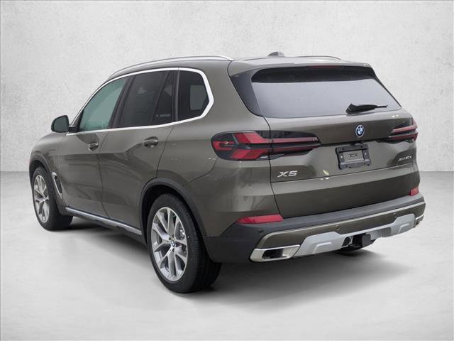 New 2026 BMW X5 xDrive50e image 9