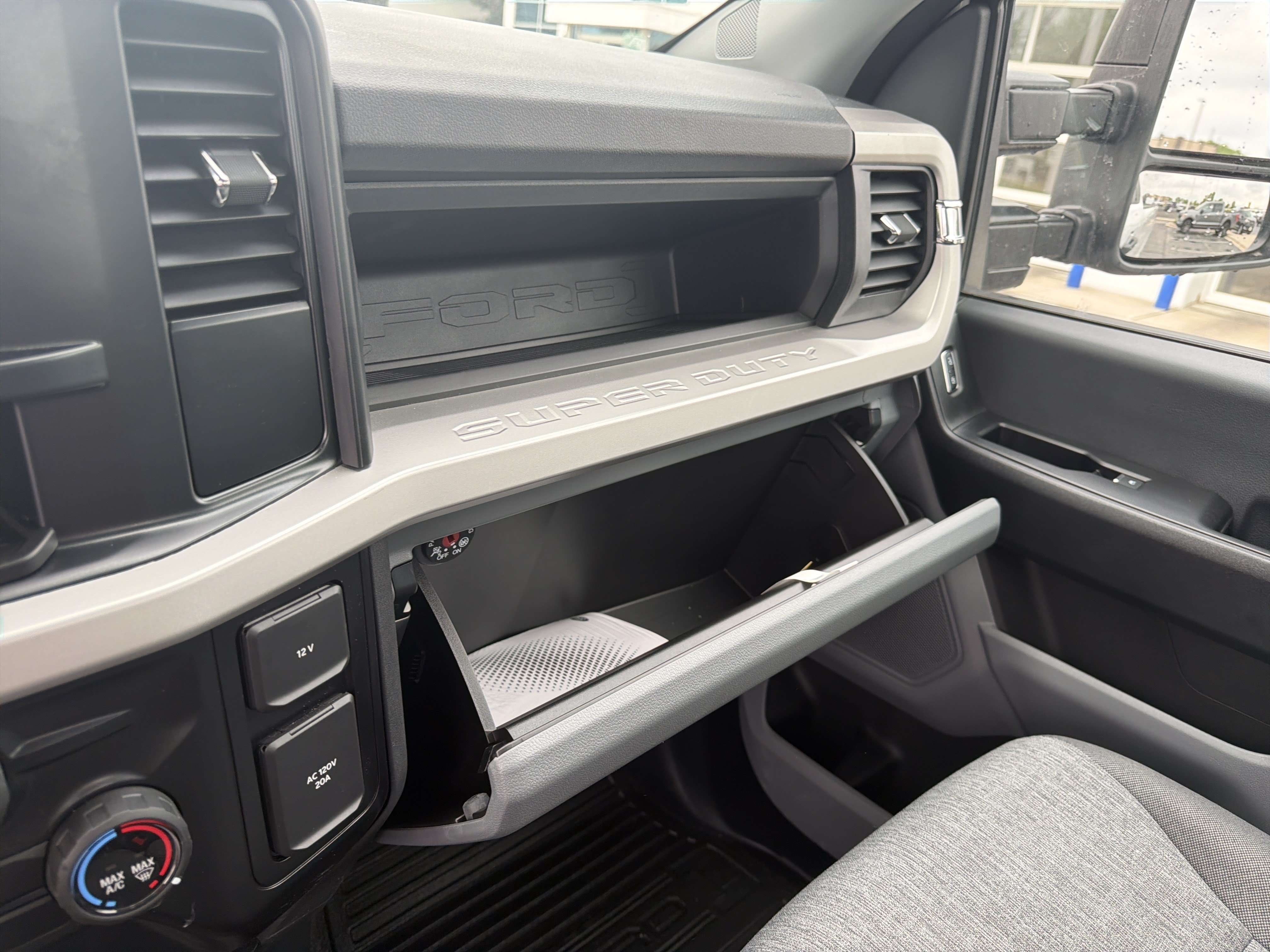 Used 2025 Ford F250 XL w/ XL Chrome Package AWD/4WD image 42