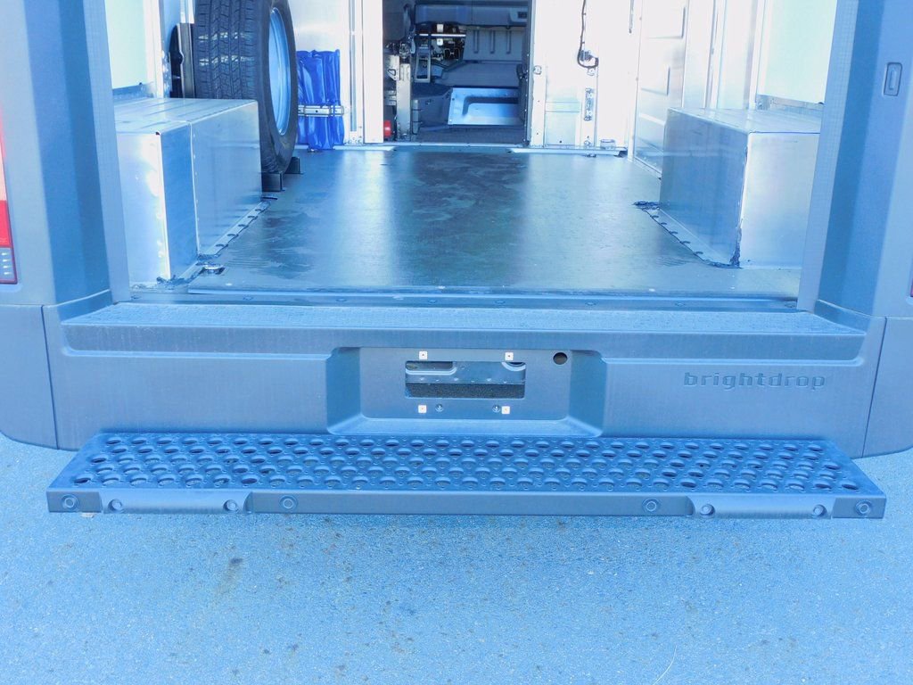 New 2025 Chevrolet Brightdrop 400 image 9