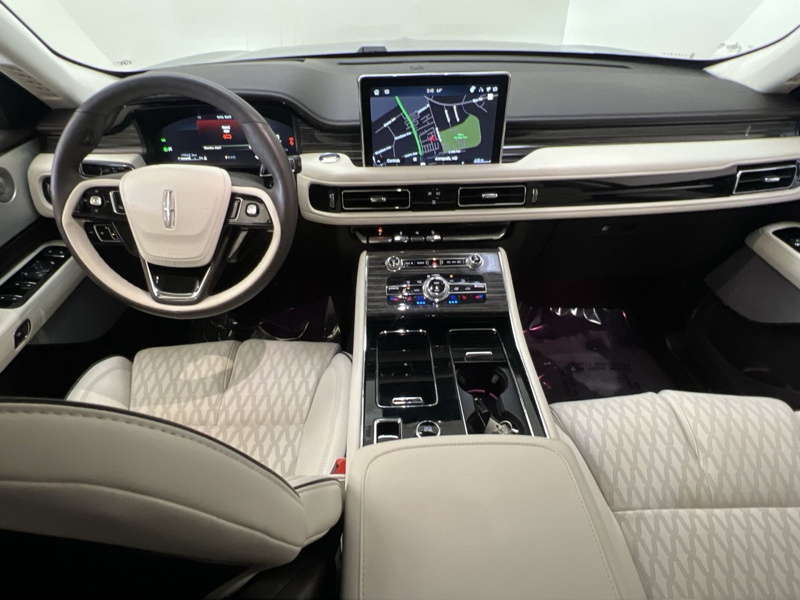 Used 2023 Lincoln Aviator Black Label AWD/4WD image 22