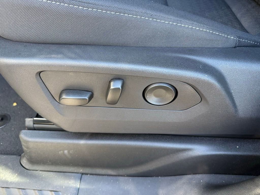 New 2026 Chevrolet Tahoe LS image 12