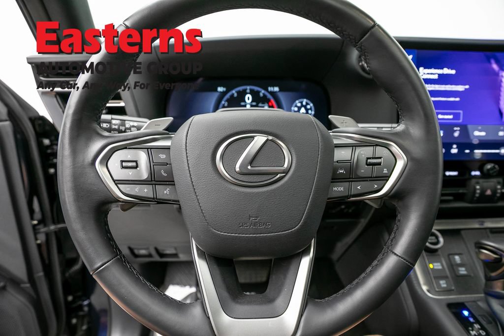 Used 2025 Lexus GX 550 w/ Accessory Package (2T) AWD/4WD image 10