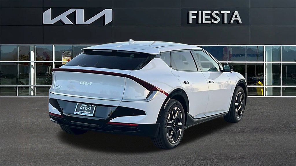 New 2025 Kia EV6 Wind image 4