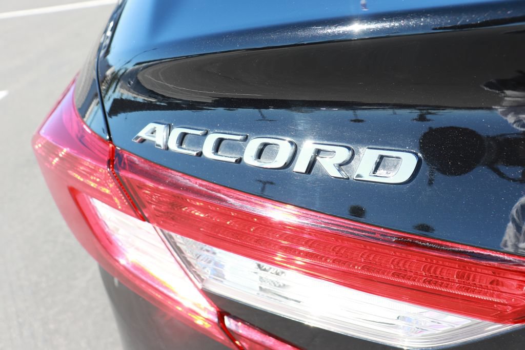 Used 2021 Honda Accord EX-L image 6