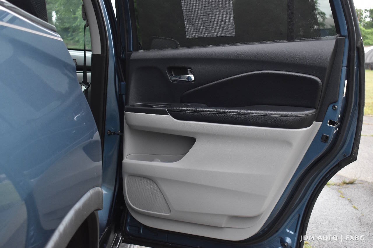 Used 2016 Honda Pilot Elite image 13