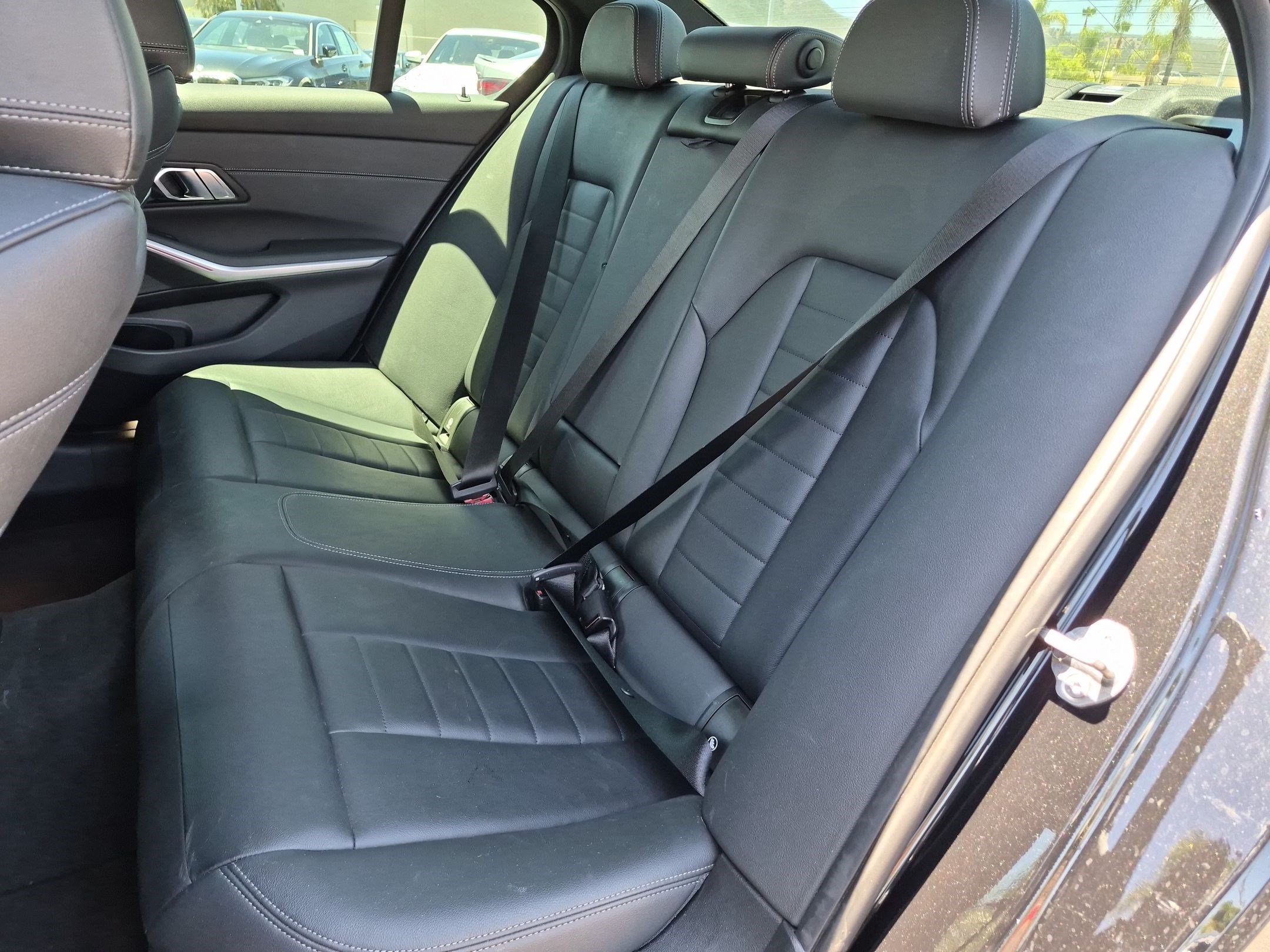 Used 2020 BMW 330i Sedan w/ M Sport Package RWD image 31