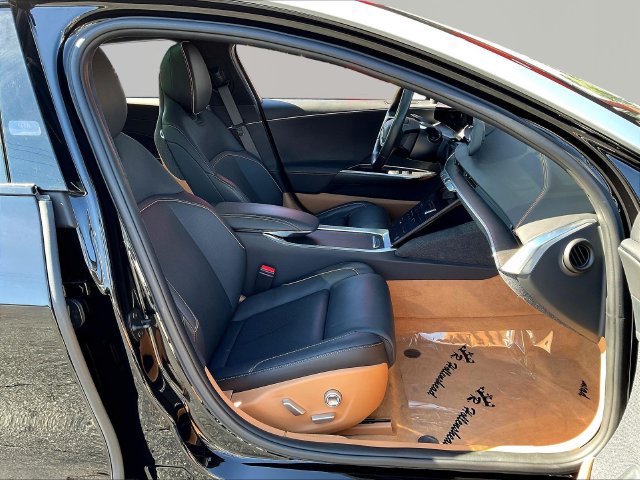 Used 2023 Lucid Air Touring AWD/4WD image 30