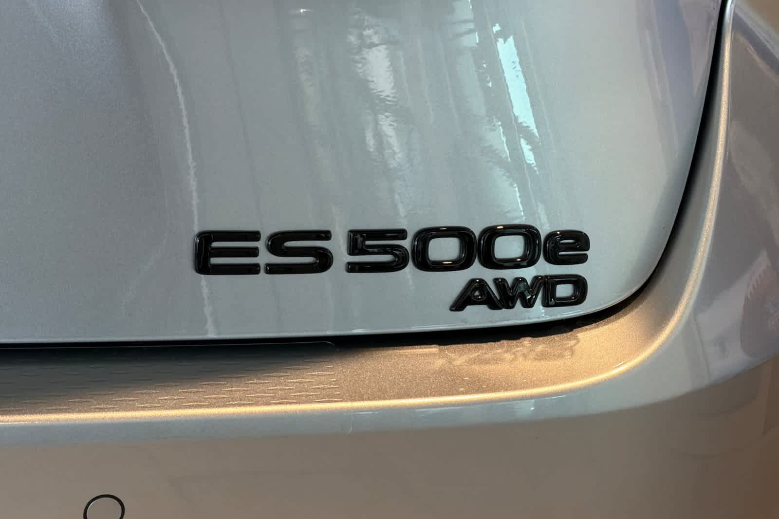 New 2026 Lexus ES 500e AWD/4WD image 27