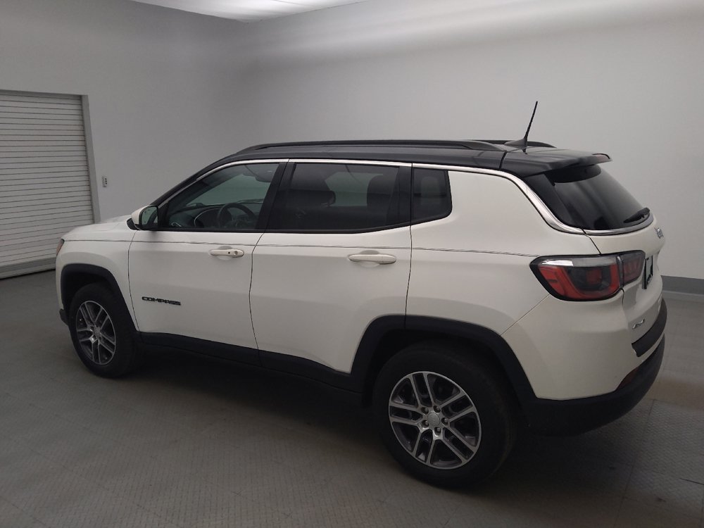 Used 2020 Jeep Compass Latitude AWD/4WD image 3