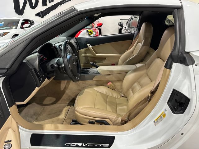 Used 2007 Chevrolet Corvette Coupe w/ Preferred Equipment Group RWD image 10