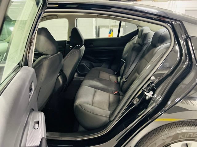 Used 2025 Nissan Altima 2.5 S FWD image 25