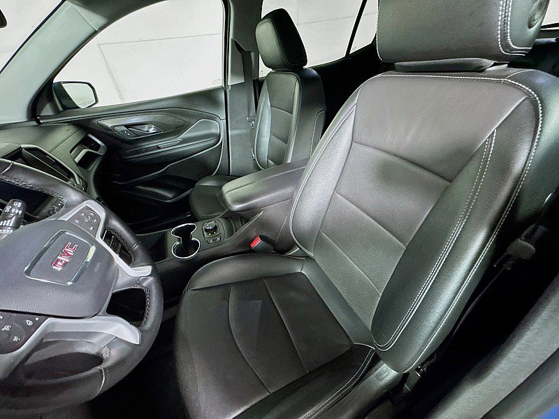 Used 2024 GMC Terrain SLT image 11