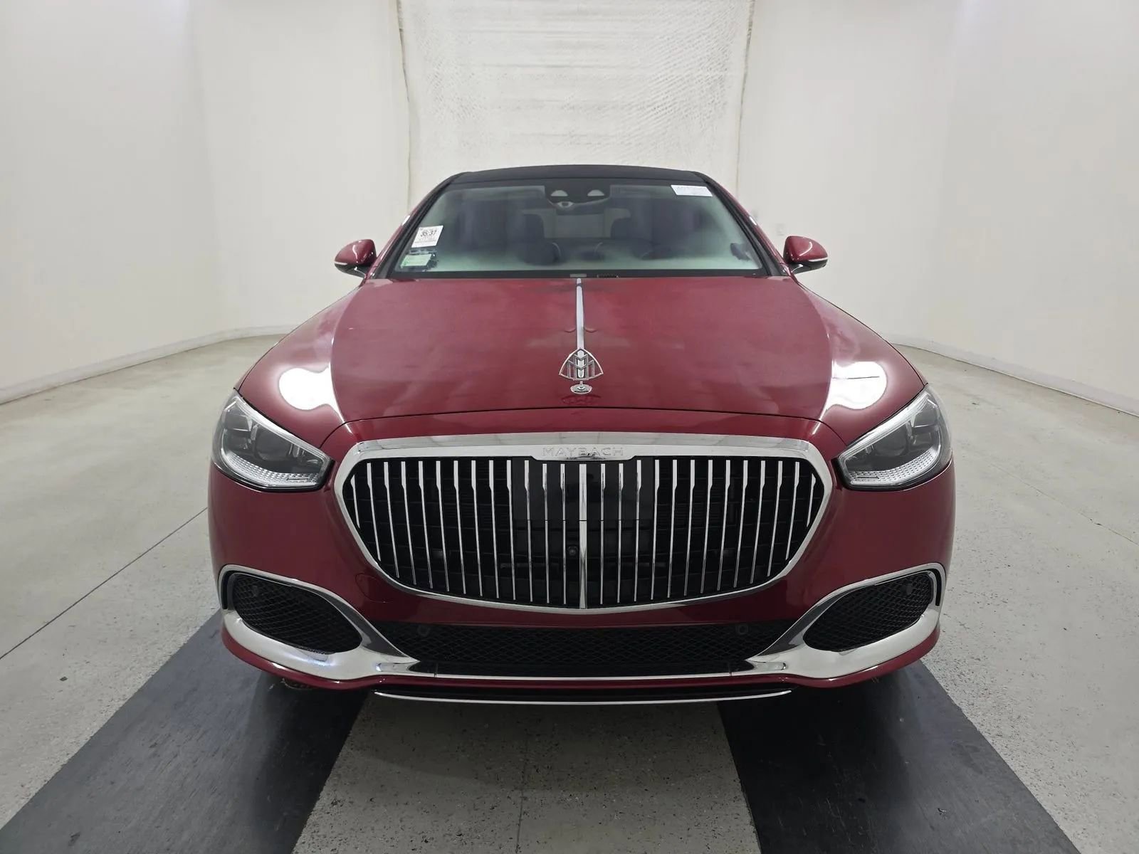 Used 2021 Mercedes-Benz Maybach S 580 4MATIC image 2
