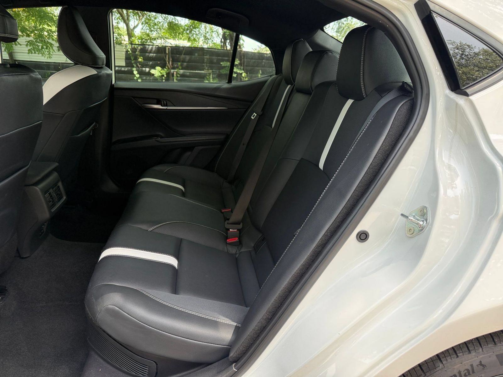 Used 2026 Toyota Camry SE FWD image 37