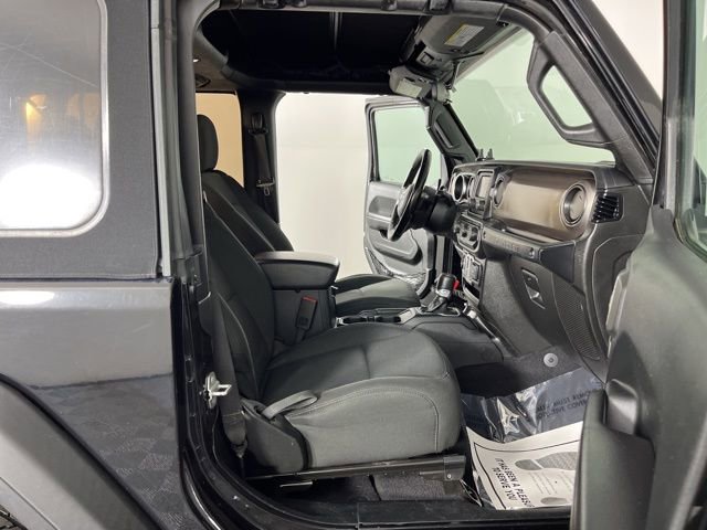 Used 2020 Jeep Wrangler Sport image 37